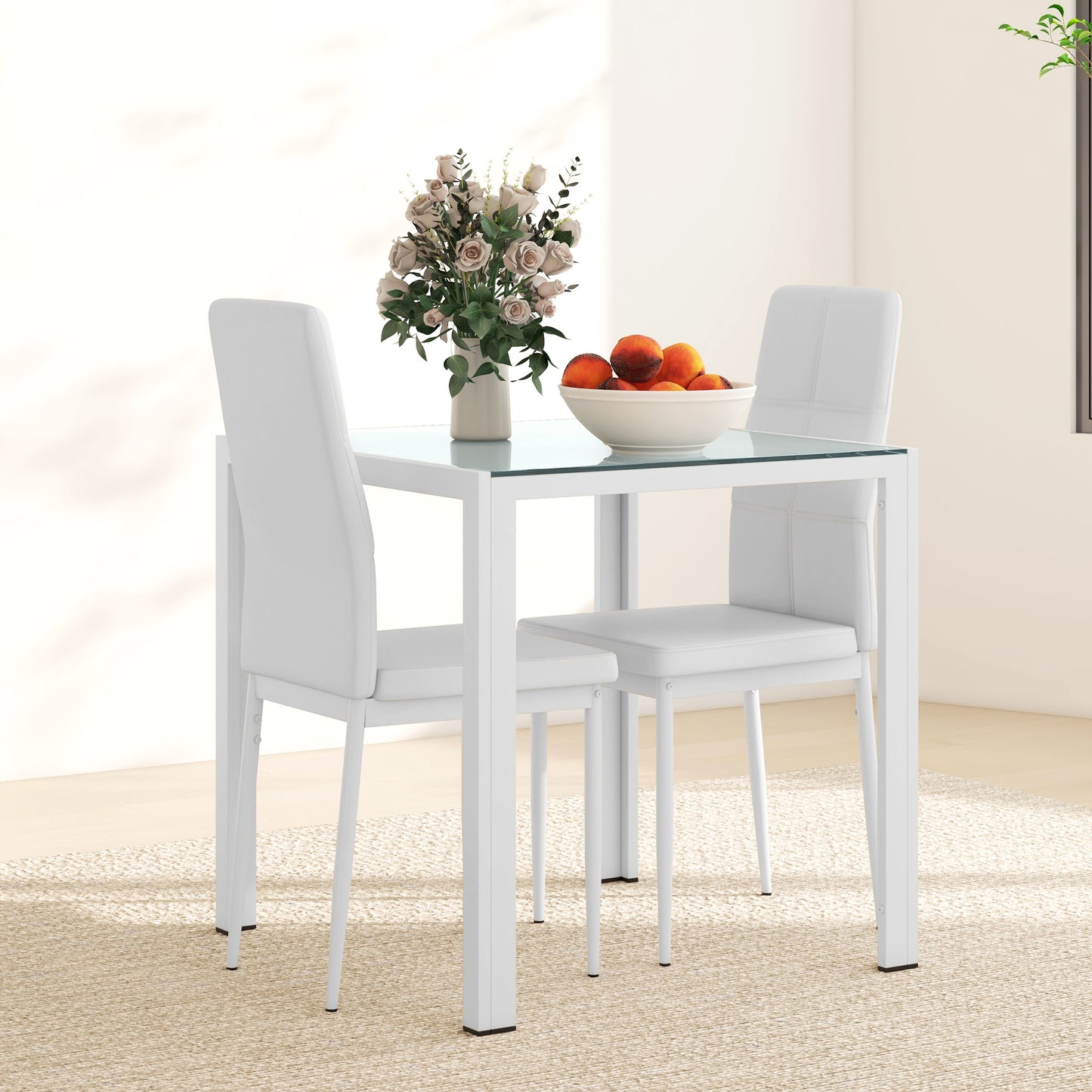 Ensemble de tables et chaises en verre avec structure en métal et revêtement en similicuir pour salle à manger, blanc