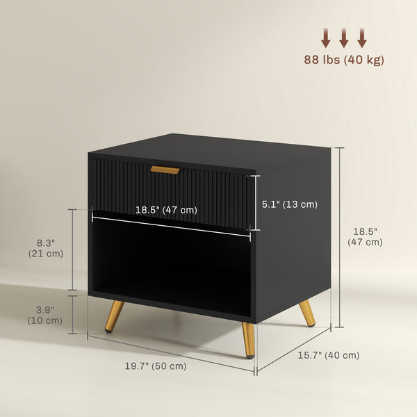 Table de chevet avec panneau cannelé, tiroir et compartiment ouvert, noire