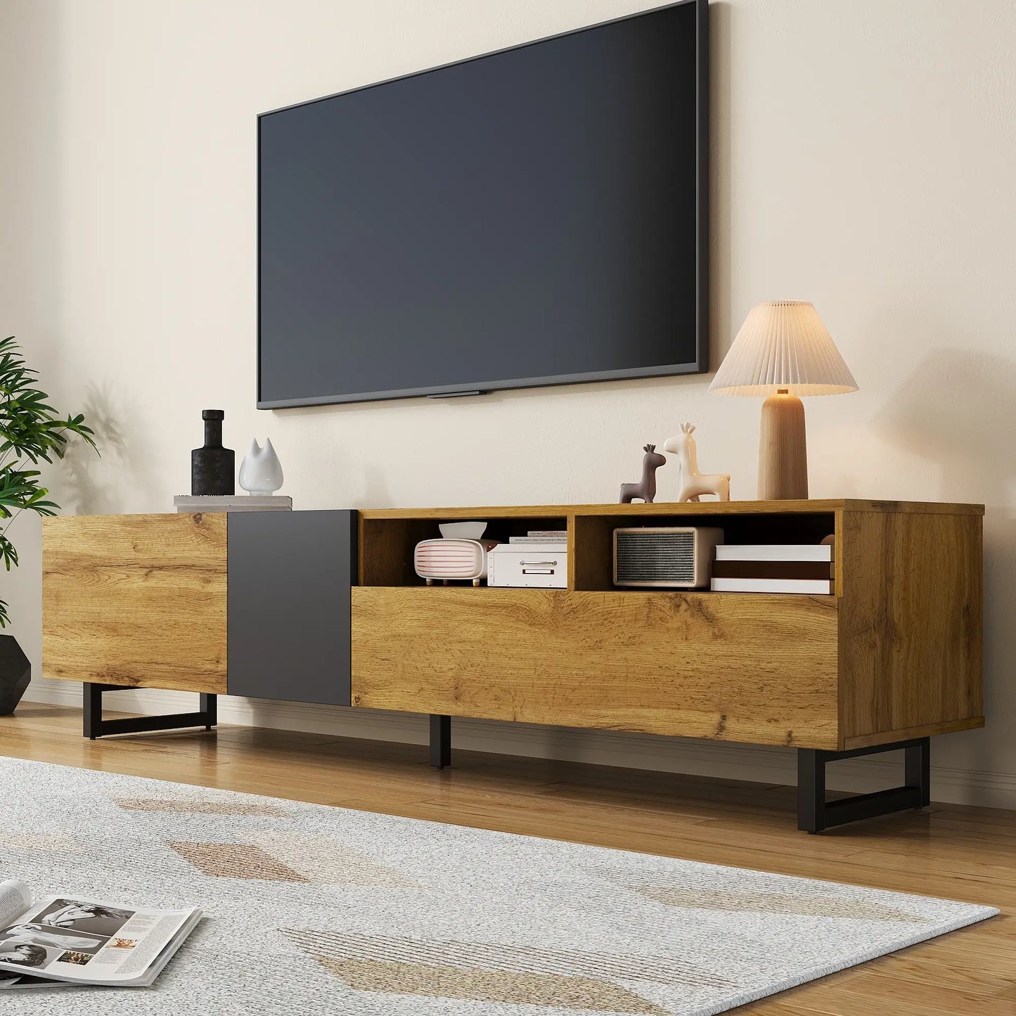 Meuble TV avec pieds en métal en U, 3 portes et 2 compartiments, assemblage facile, noir et naturel