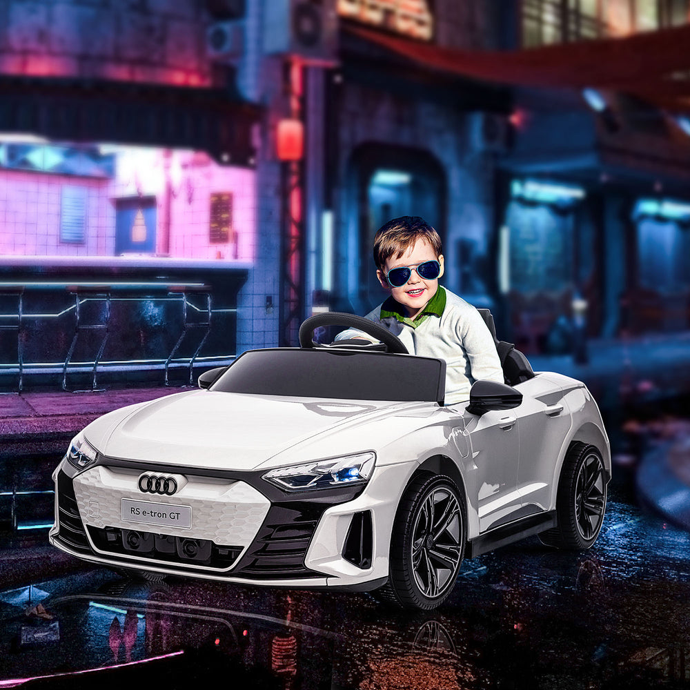 Audi 12V with remote control, white