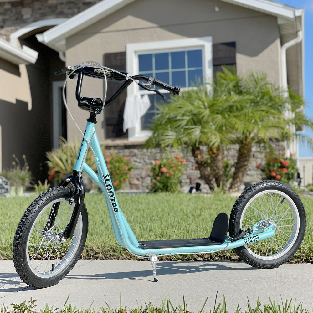 Trottinette avec roues gonflables de 16 pouces et doubles freins, bleu pâle