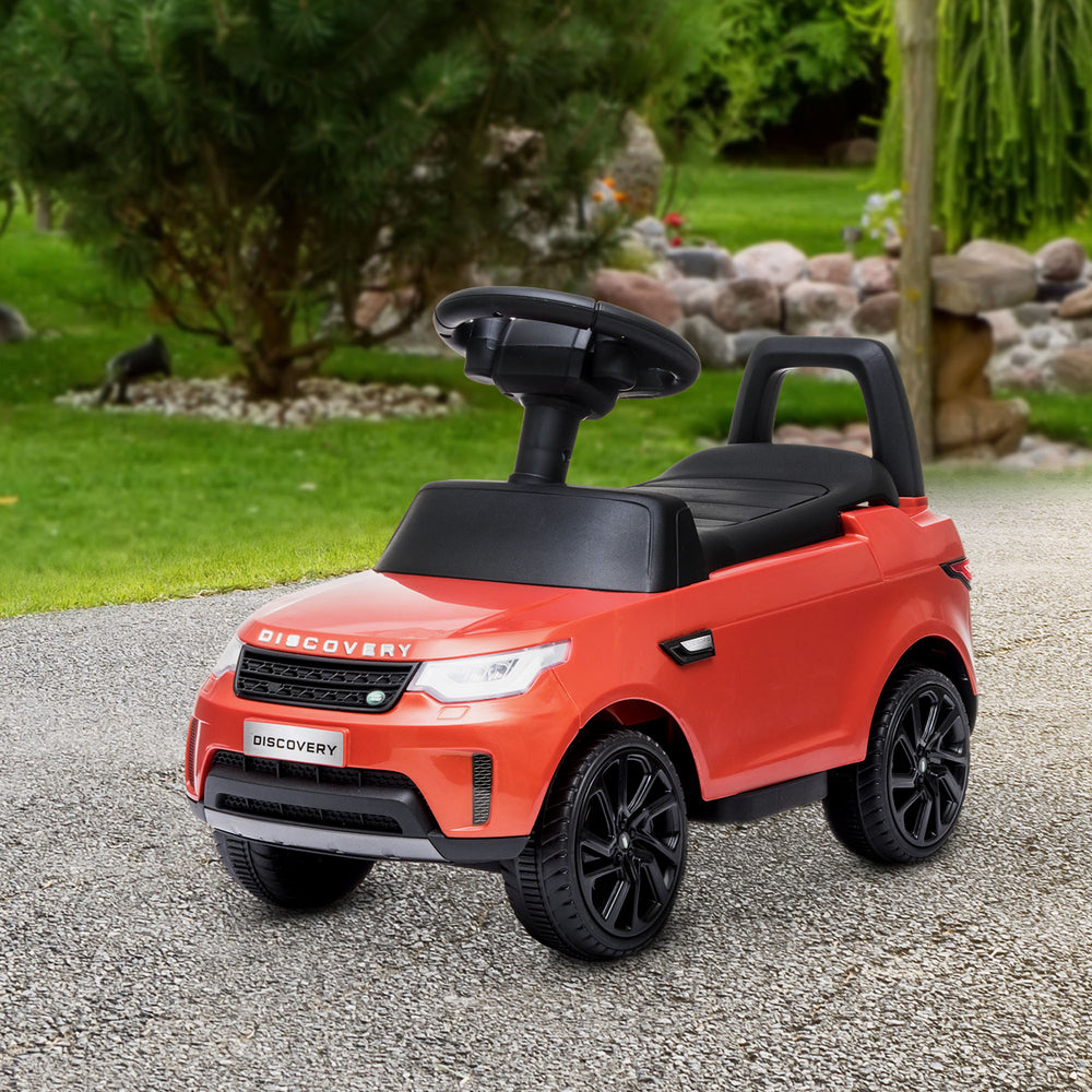 Land Rover 6V with musical horn and headlights, red