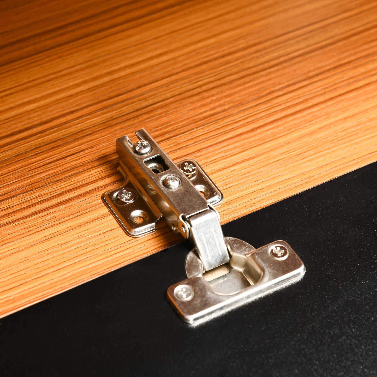 Meuble TV flottant pour téléviseurs jusqu'à 70 pouces avec rangement, effet brillant, marron et noir