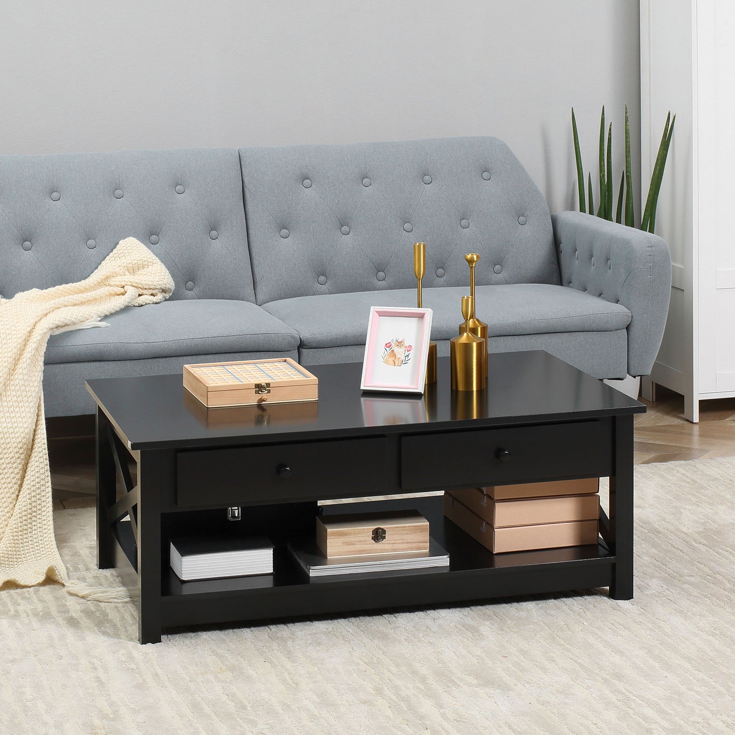 Table de salon style ferme noire avec tiroirs, étagère ouverte et cadres en X