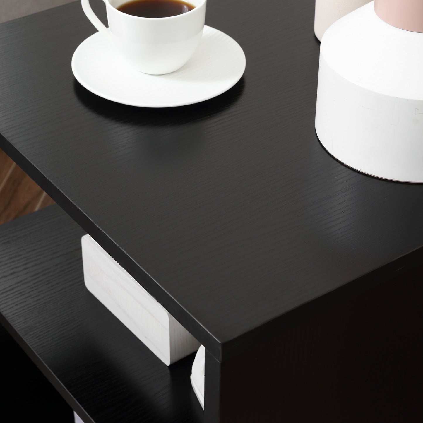 Table d'appoint en bois en forme de S avec 3 étagères de rangement, noir