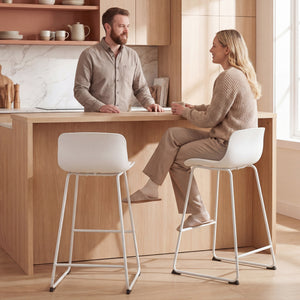 Ensemble de 2 tabourets de bar modernes en similicuir, hauteur comptoir, blanc.