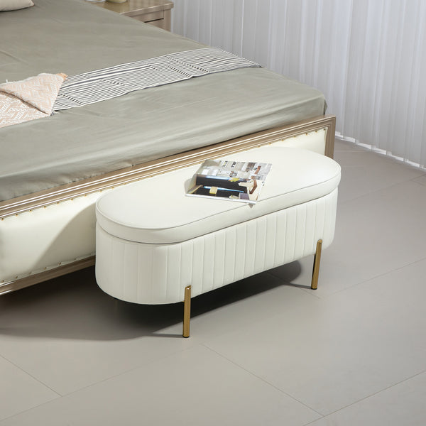 Banc de chambre rembourré capitonné avec pieds en métal, blanc crème