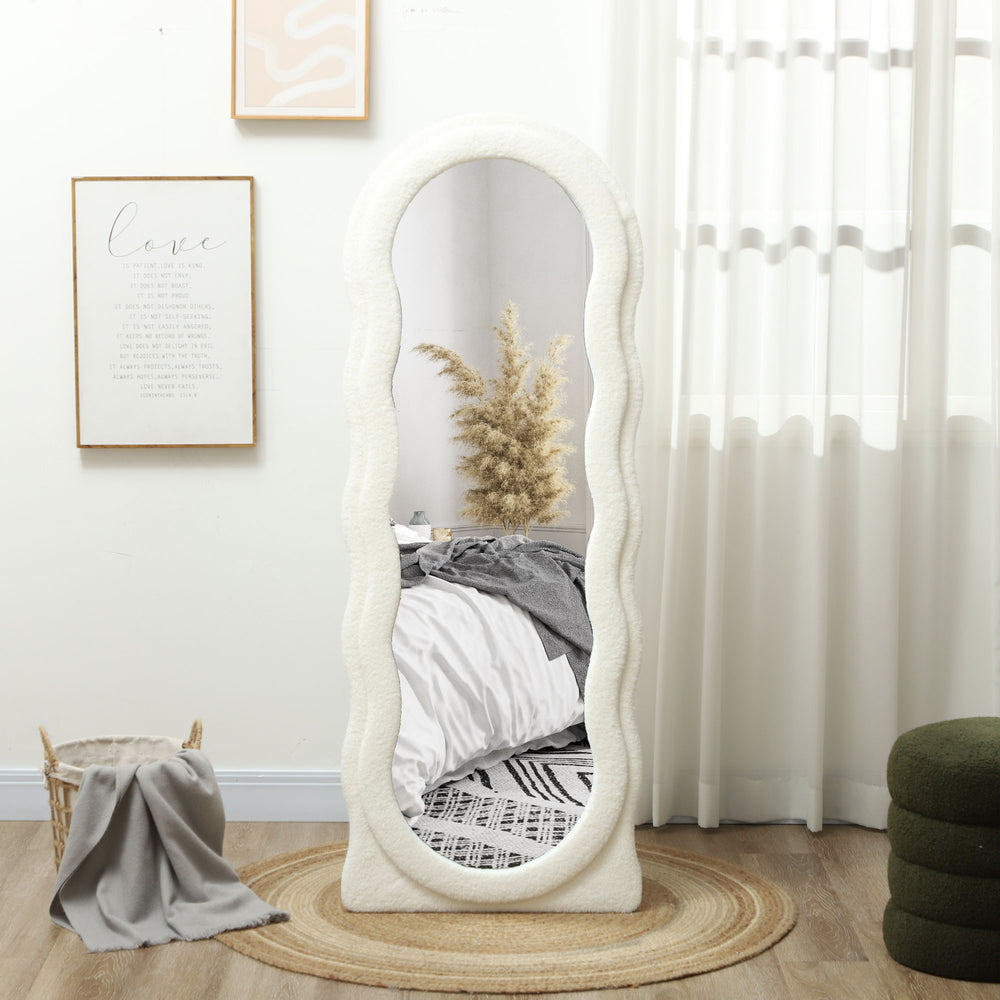 Miroir sur pied pleine longueur avec cadre et plateau arqué, blanc