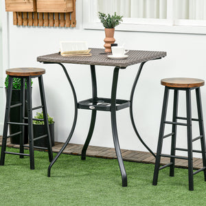 Table basse d'extérieur en résine tressée avec trou pour parasol, gris clair