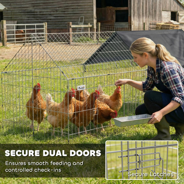 Metal chicken coop with UV-resistant cover