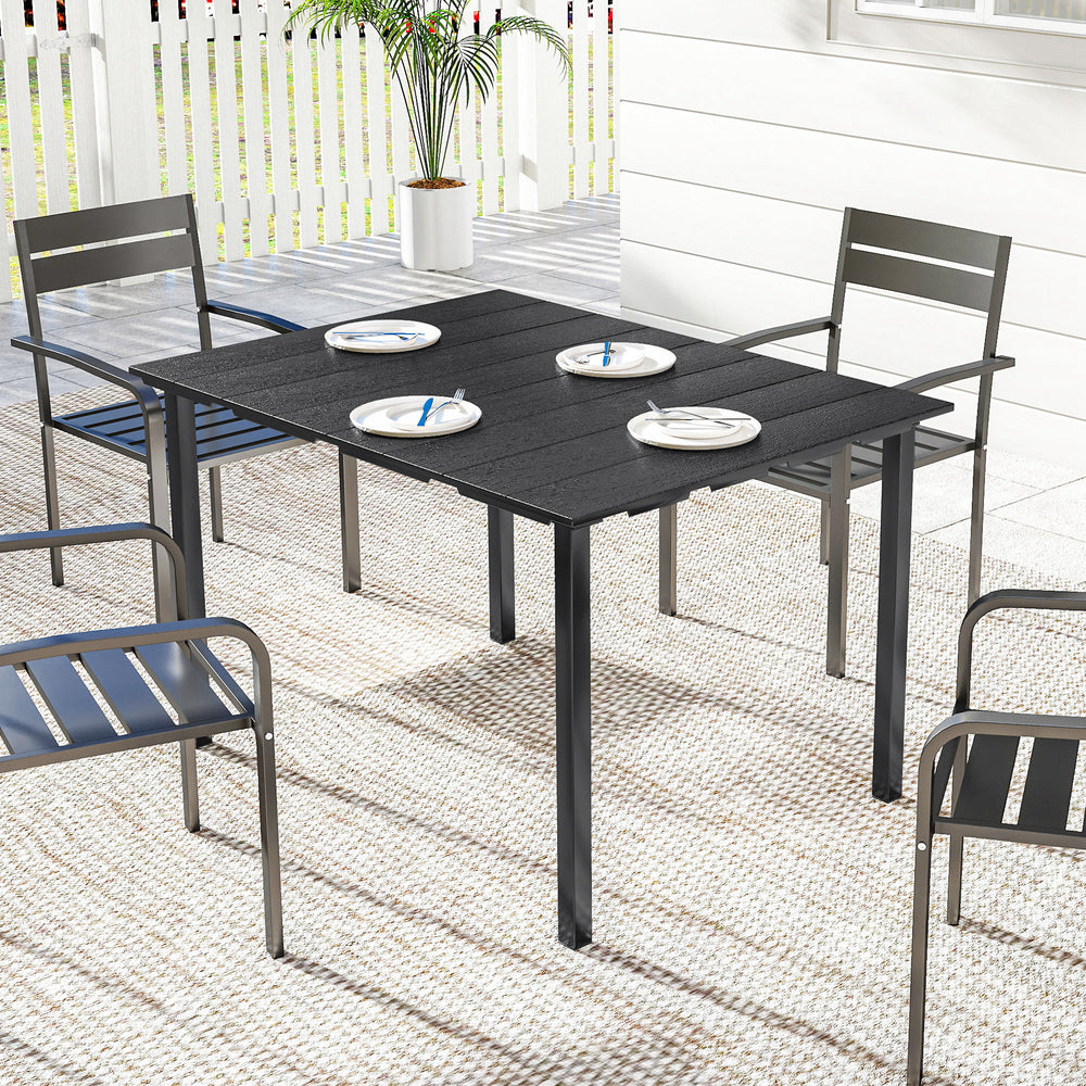4-person garden table with HDPE top and metal frame,