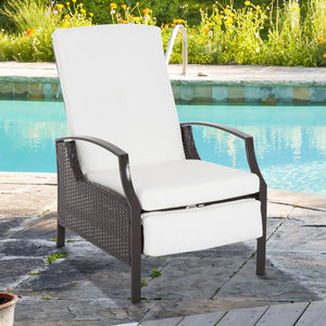 Fauteuil inclinable d'extérieur en rotin, coussin blanc