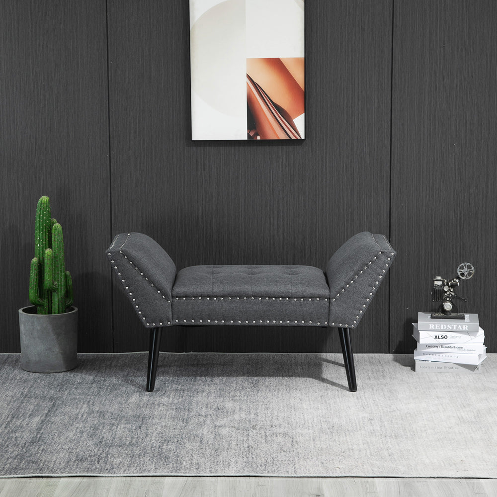 Banc rembourré moderne avec accoudoirs et garniture cloutée, gris