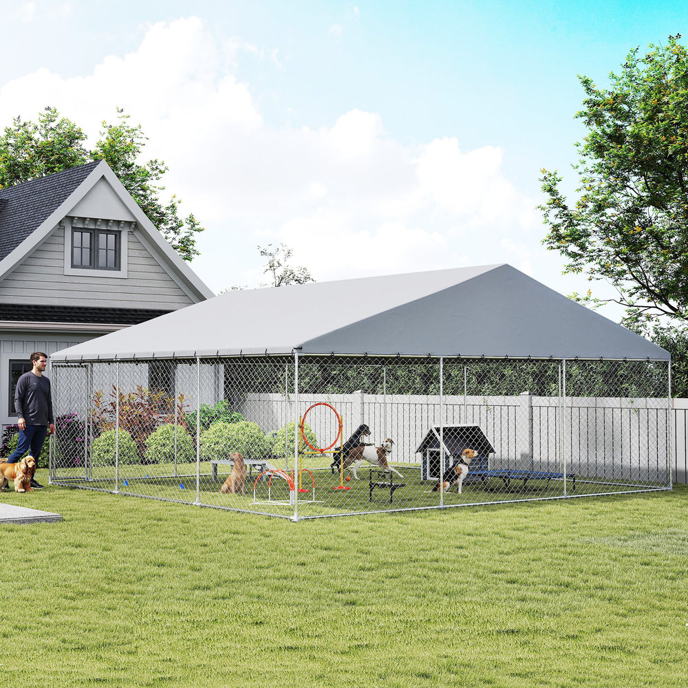 Heavy Duty Outdoor Dog Kennel with Waterproof Roof, Secure Latch, Chain Link Dog Run for Backyard, 19.7' x 19.7' x 8.9'