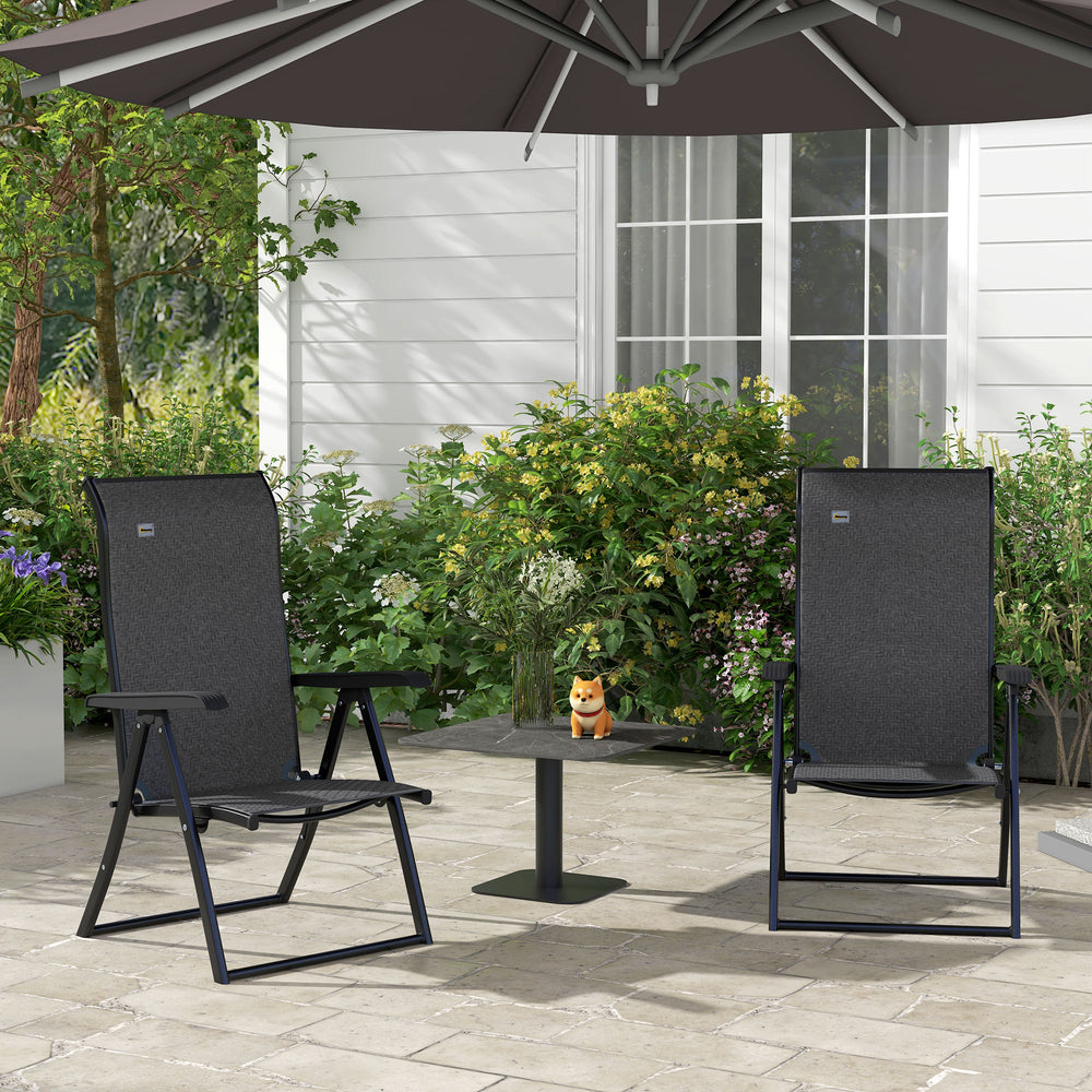 Deux chaises d'extérieur pliantes en osier gris avec dossier inclinable, idéales pour terrasse et jardin