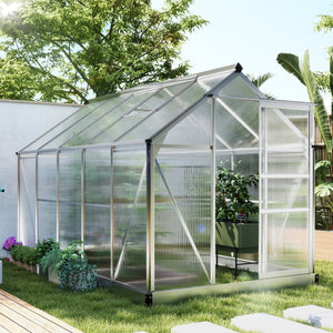Polycarbonate greenhouse with gutter, vents and sliding door, silver color