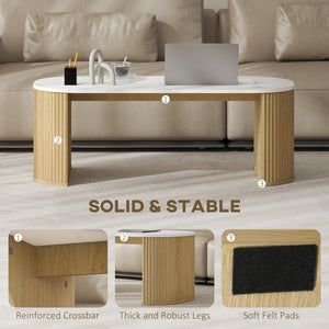 Table de salon moderne effet marbre avec coins arrondis et pieds épais, bois naturel