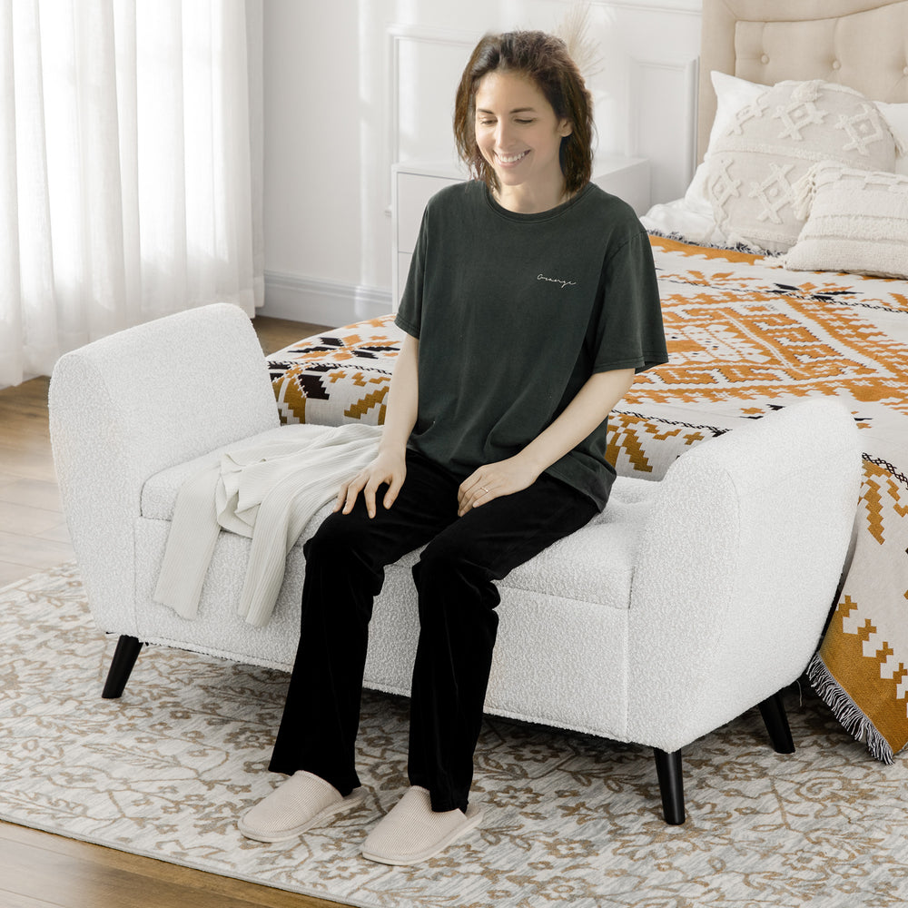 Banc de rangement rembourré avec accoudoirs, blanc crème