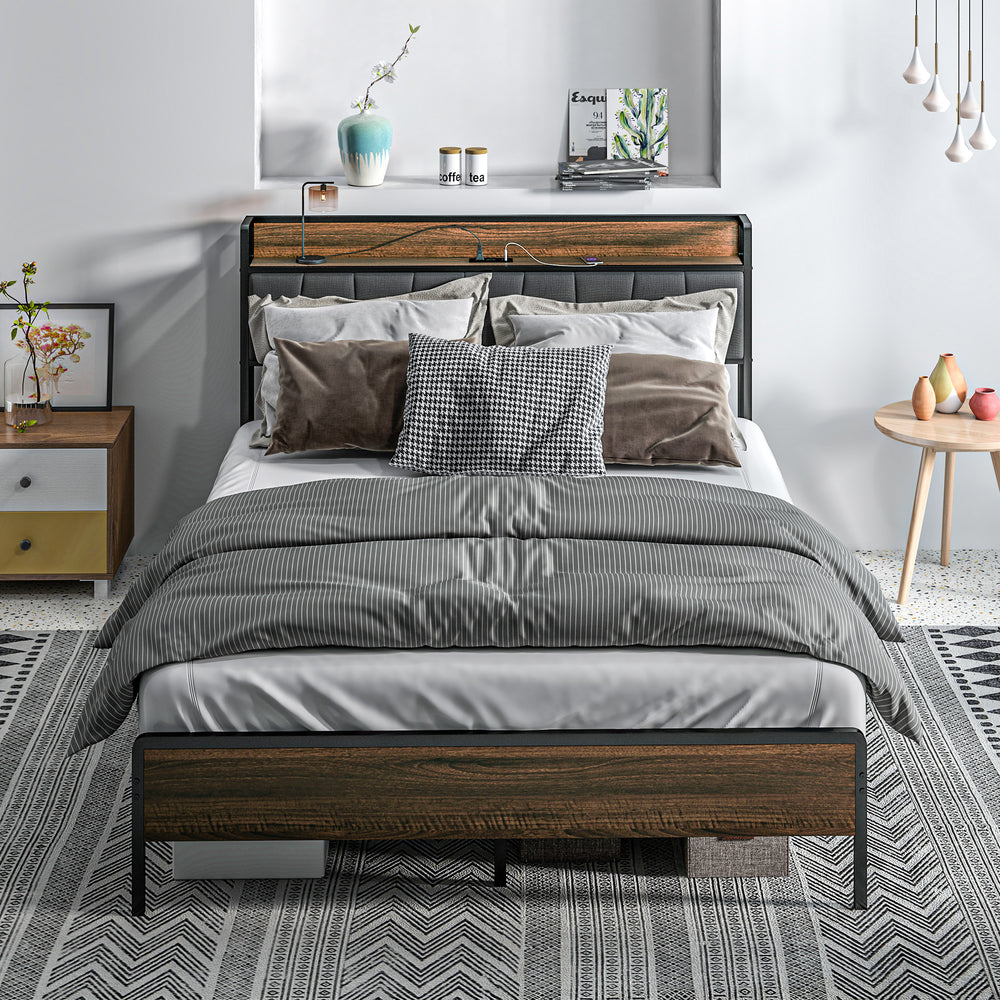 Cadre de lit Queen Size avec station de charge, tête de lit rembourrée et étagère de rangement, noyer