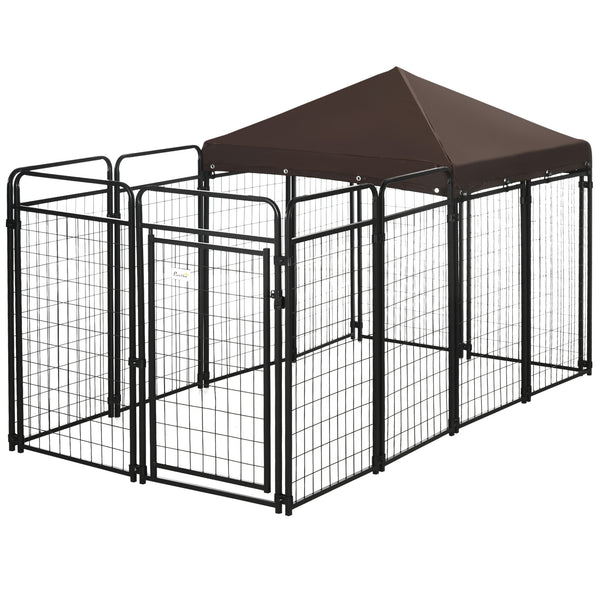 Enclos extérieur avec auvent imperméable