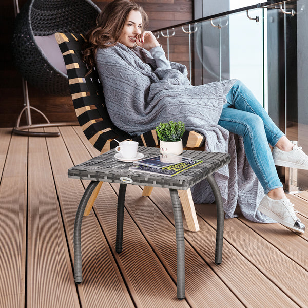 Table basse carrée en rotin avec revêtement en polyéthylène résistant aux intempéries