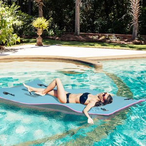 Tapis flottant 7,5 x 4 pi, bleu