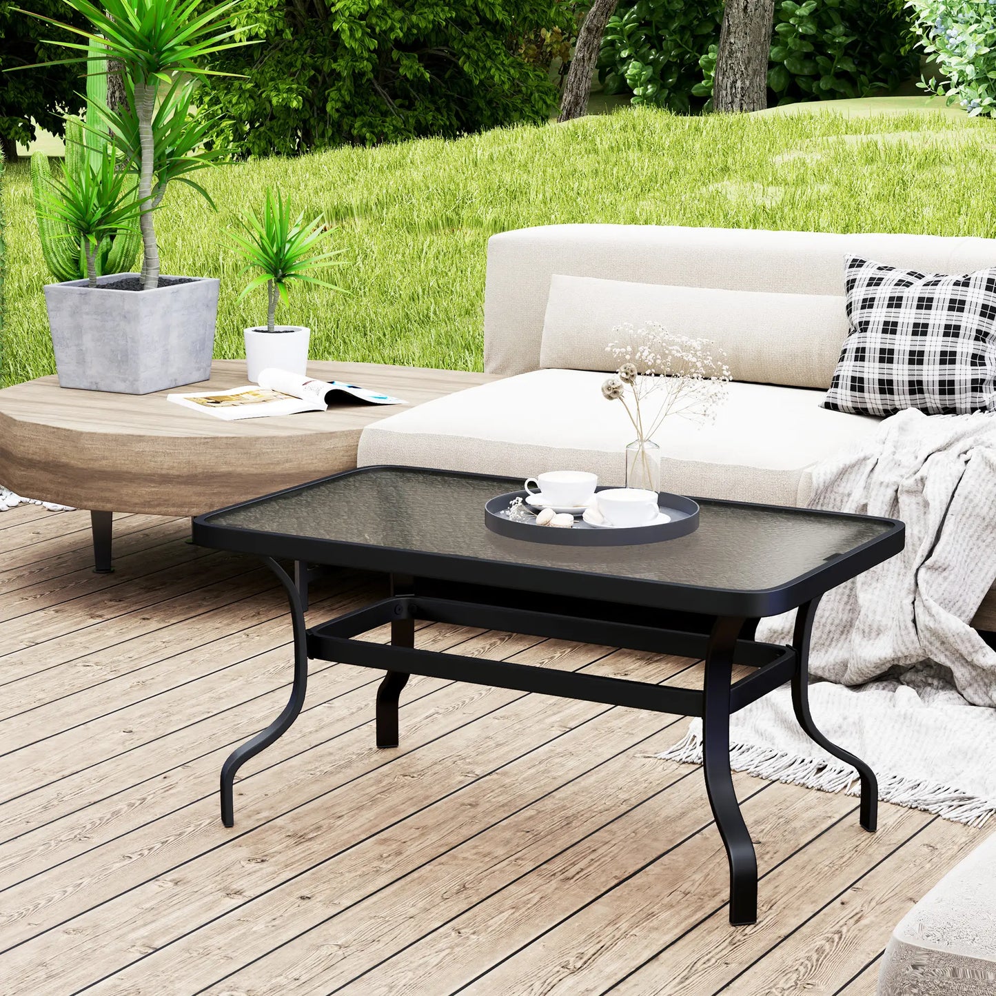 Table basse de patio avec plateau en verre trempé et cadre en métal, noire