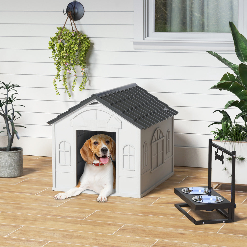 Outdoor plastic kennel with vents, grey