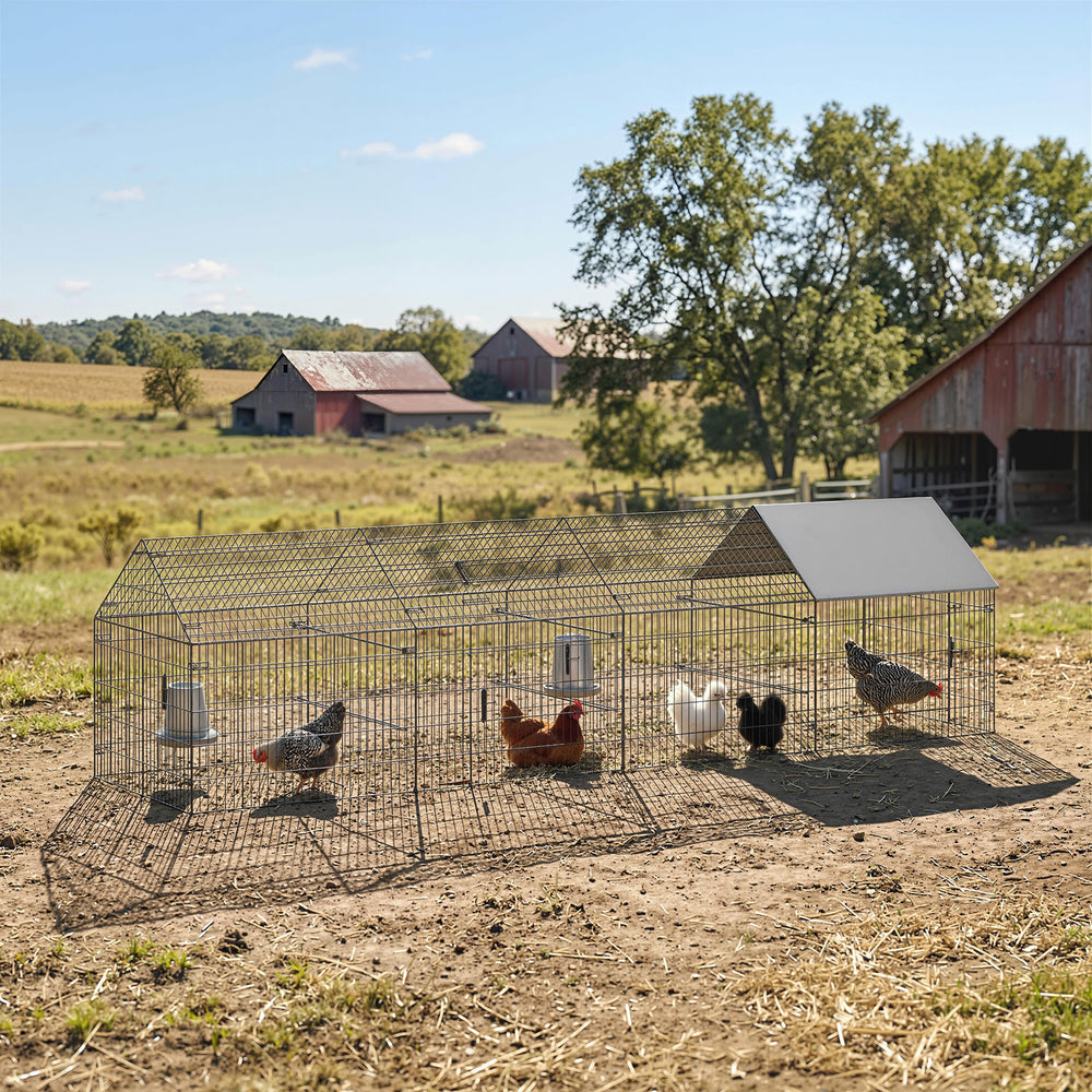 Poulailler métallique avec couverture résistante à l'eau et anti-UV pour 4 à 6 poules
