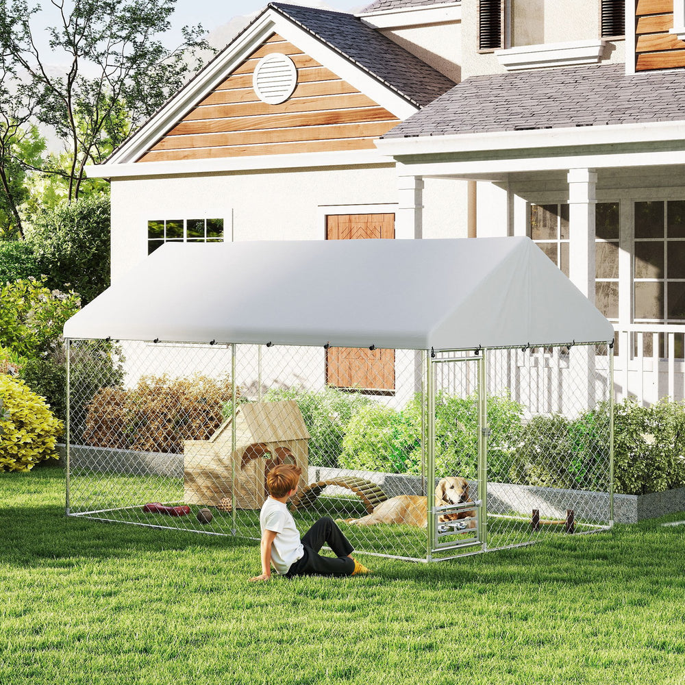 Enclos extérieur avec gamelles réglables et rotatives