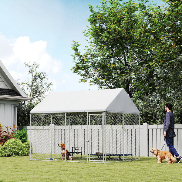 Enclos extérieur robuste en acier galvanisé avec toit étanche