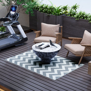 Tapis d'extérieur réversible pour patio, tapis en paille plastique 4' x 6' pour jardin, terrasse, plage, camping, gris et blanc