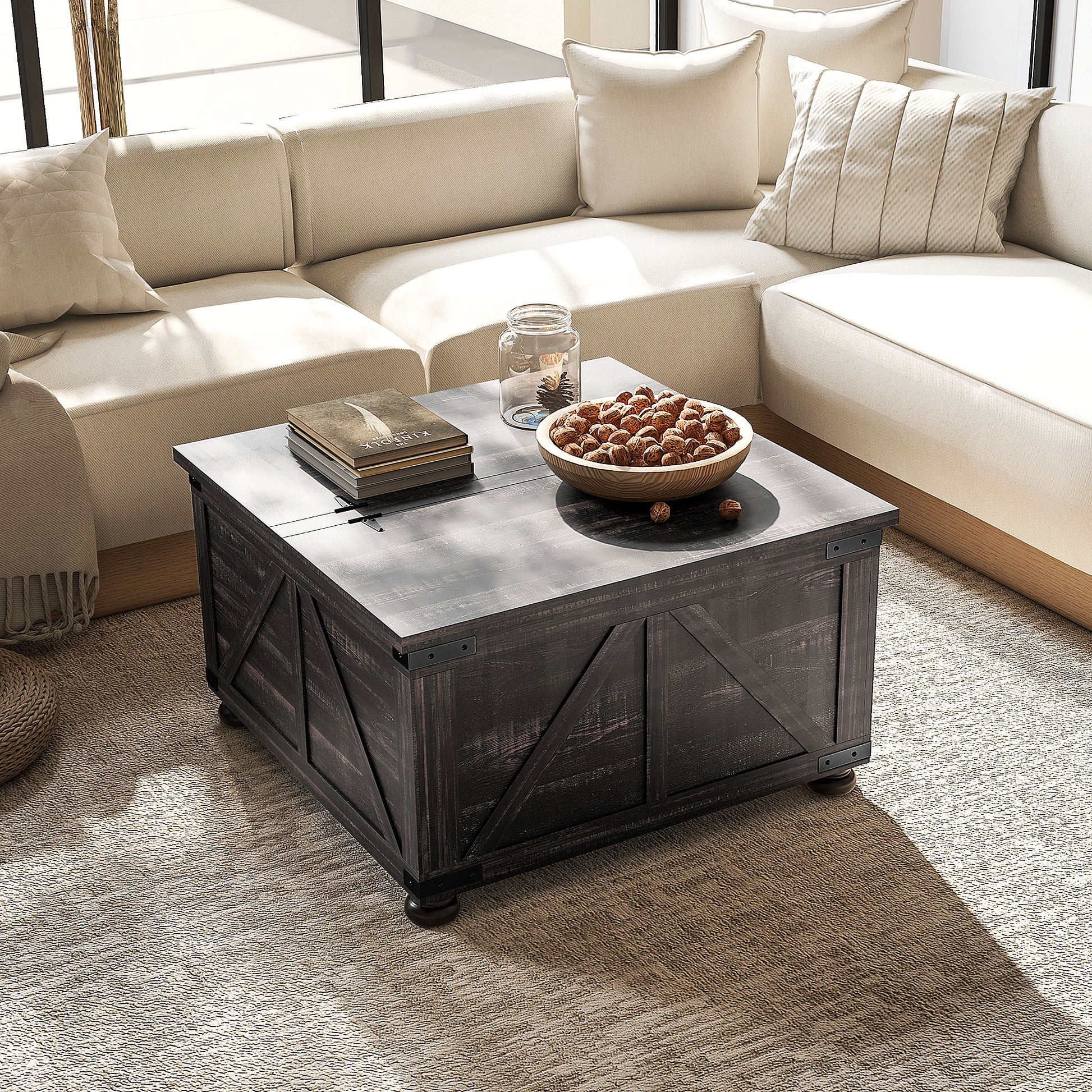 Table basse de style ferme en bois marron vieilli avec couvercles rabattables, compartiment de rangement dissimulé et pieds robustes, idéale pour salon rustique ou champêtre